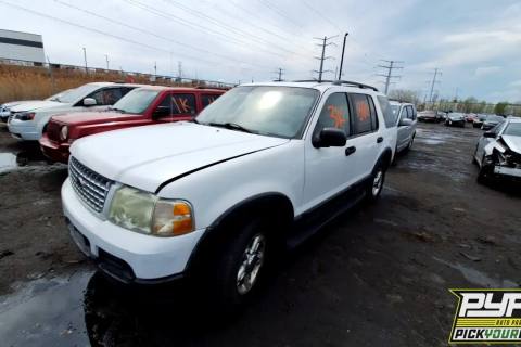 Photo of 2003 Ford Explorer
