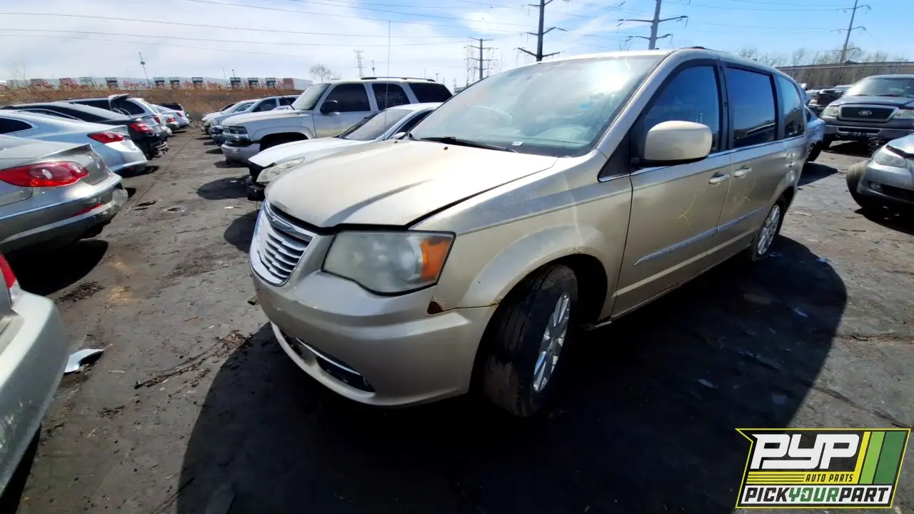 Photo of 2012 Chrysler Town & Country