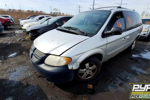 Photo of 2005 Dodge Grand Caravan
