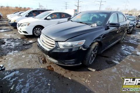 Photo of 2015 Ford Taurus