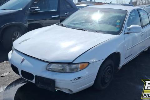 Photo of 1999 Pontiac Grand Prix