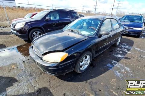 Photo of 2004 Ford Taurus