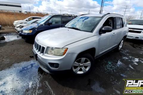 Photo of 2011 Jeep Compass