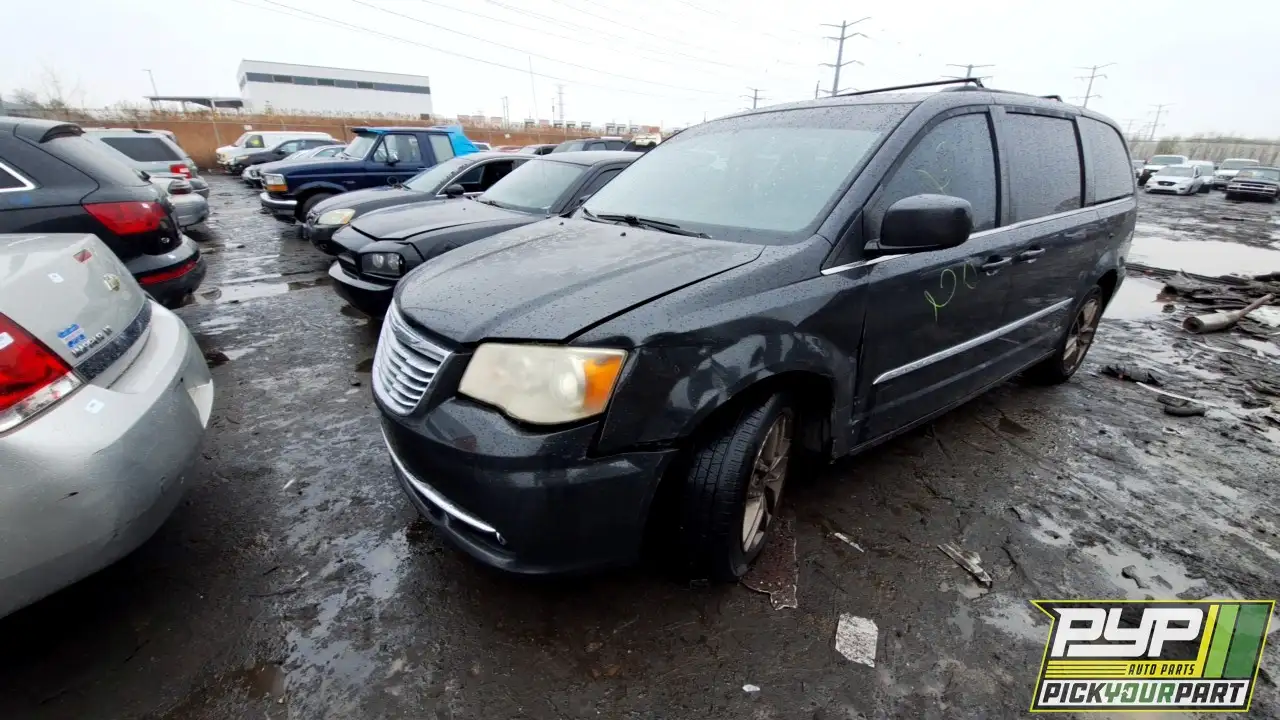 Photo of 2012 Chrysler Town & Country