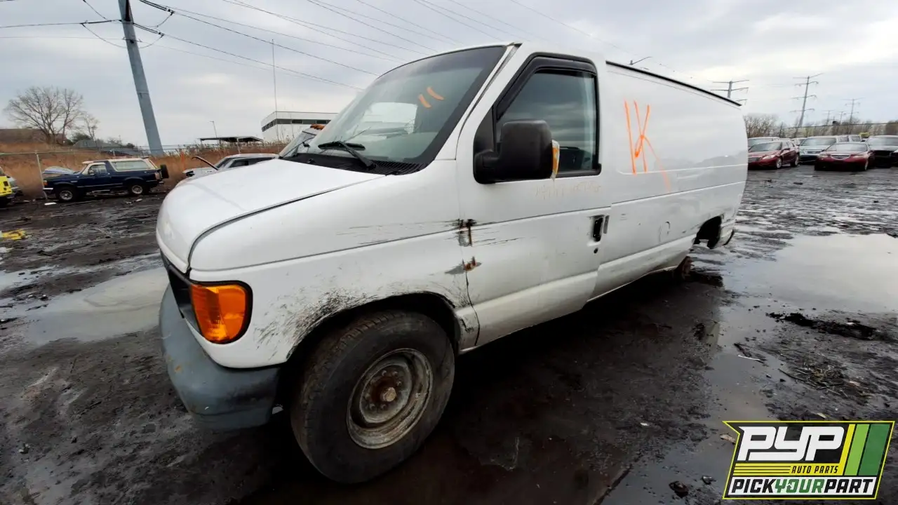 Photo of 2003 Ford E-350 Super Duty