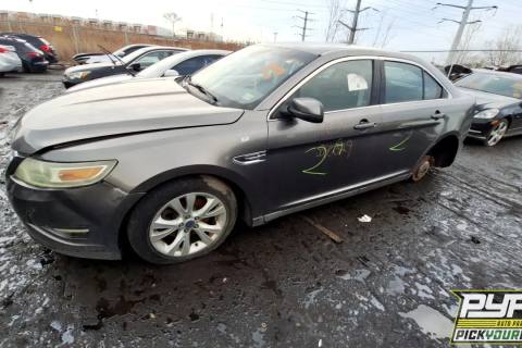 Photo of 2011 Ford Taurus