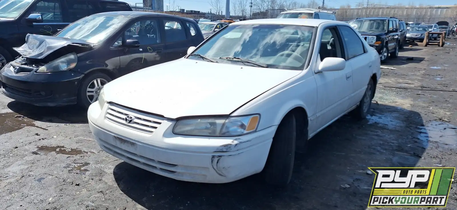 Photo of 1999 Toyota Camry