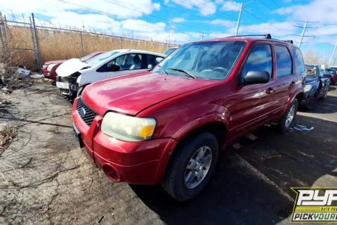 Photo of 2005 Ford Escape