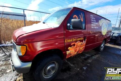 Photo of 2002 Ford E-250 Econoline