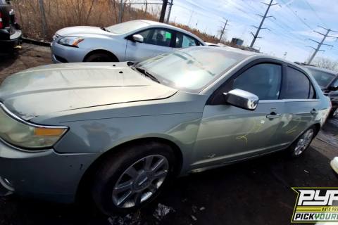 Photo of 2009 Lincoln Mkz