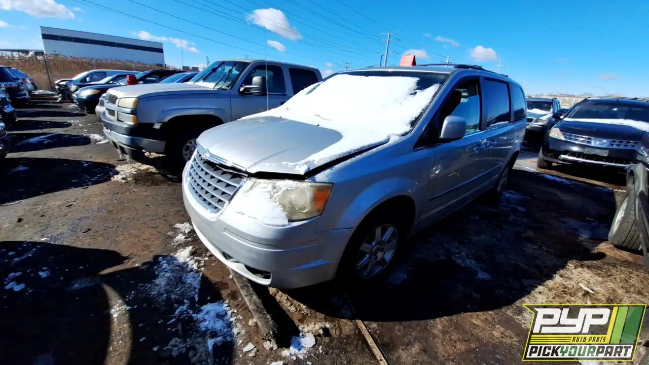 Photo of 2010 Chrysler Town & Country