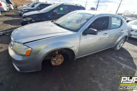 Photo of 2014 Dodge Avenger