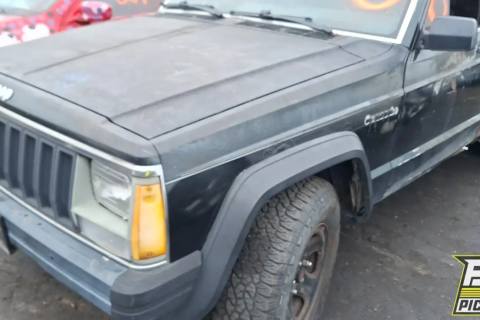 Photo of 1987 Jeep Comanche