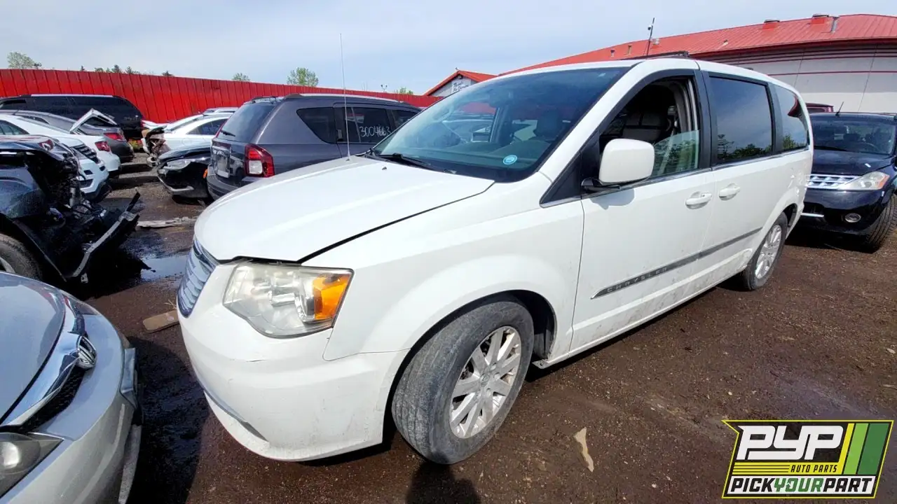 Photo of 2013 Chrysler Town & Country