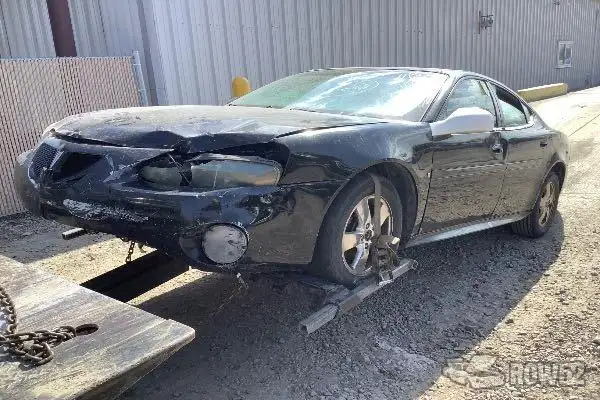 Photo of 2006 Pontiac Grand Prix
