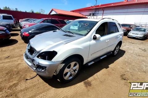 Photo of 2010 Mercedes-Benz Ml350