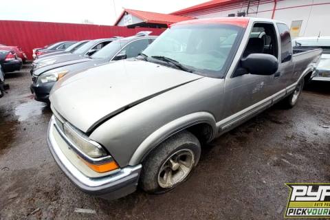 Photo of 2000 Chevrolet S10