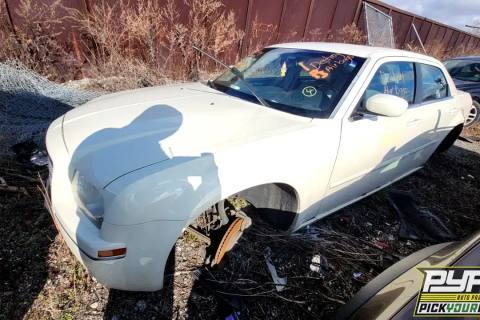 Photo of 2005 Chrysler 300