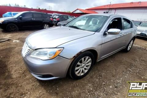 Photo of 2013 Chrysler 200