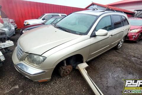 Photo of 2005 Chrysler Pacifica