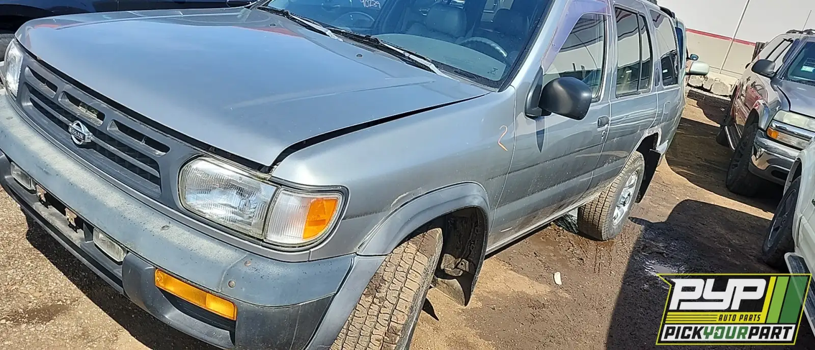 Photo of 1999 Nissan Pathfinder