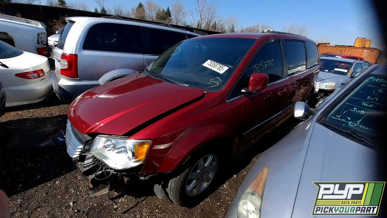 Photo of 2012 Chrysler Town & Country