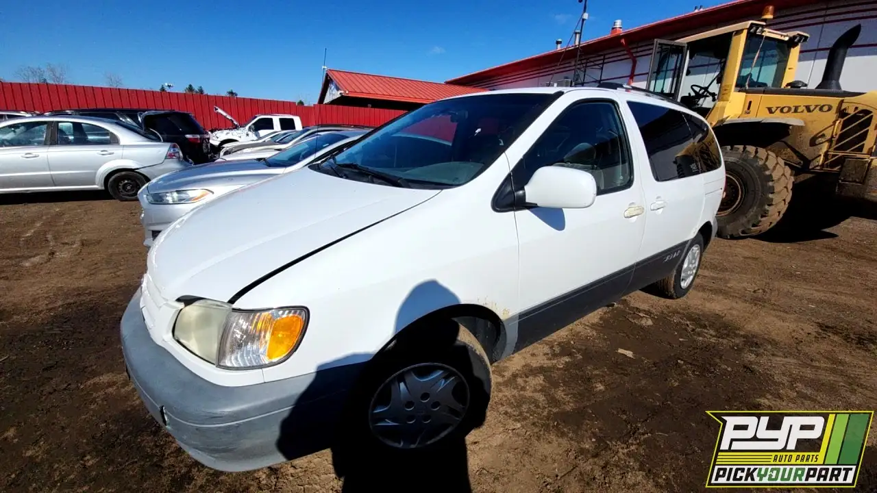 Photo of 2002 Toyota Sienna