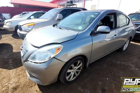 Photo of 2014 Nissan Versa