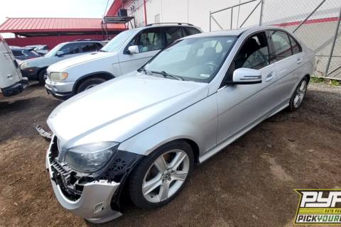 Photo of 2011 Mercedes-Benz C300