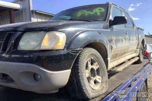 Photo of 2001 Ford Explorer Sport Trac