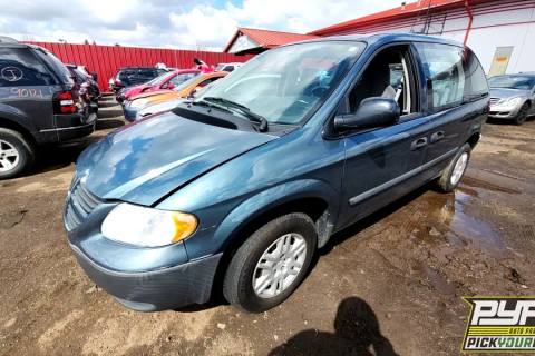Photo of 2005 Dodge Caravan