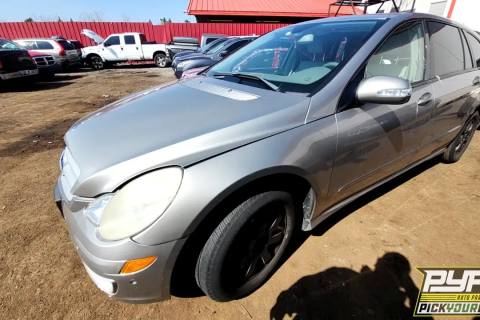Photo of 2006 Mercedes-Benz R350