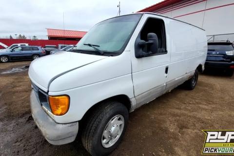 Photo of 2007 Ford E-150