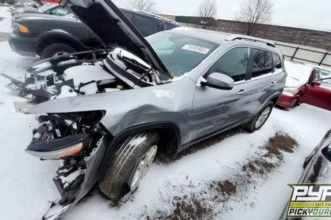 Photo of 2016 Jeep Cherokee