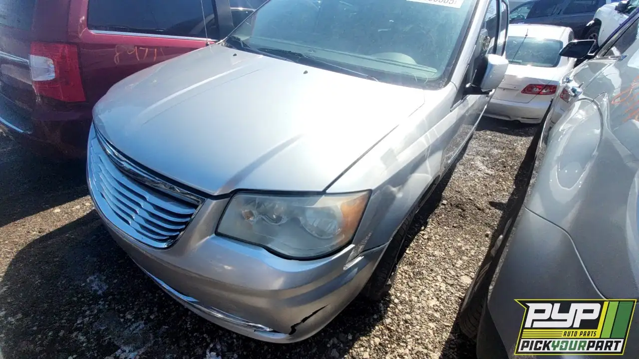 Photo of 2012 Chrysler Town & Country