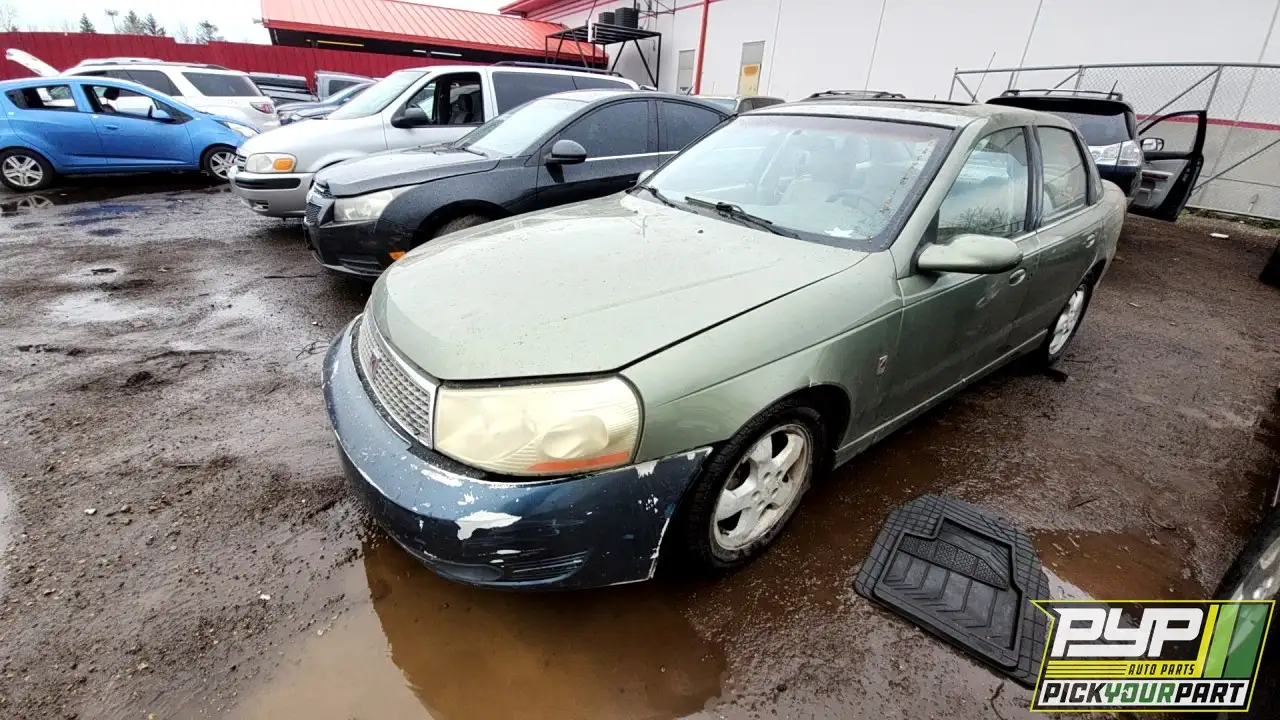 Photo of 2003 Saturn L300