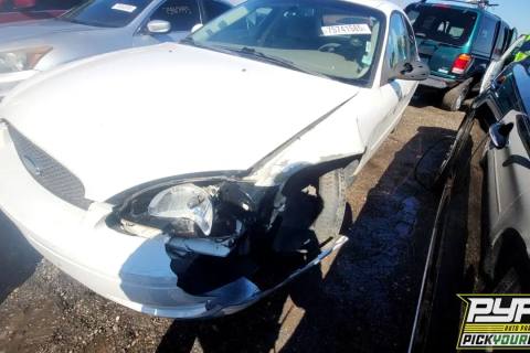 Photo of 2006 Ford Taurus
