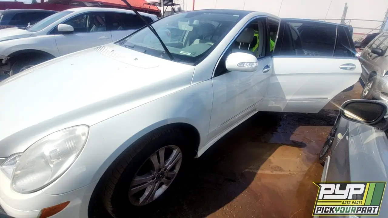 Photo of 2008 Mercedes-Benz R350