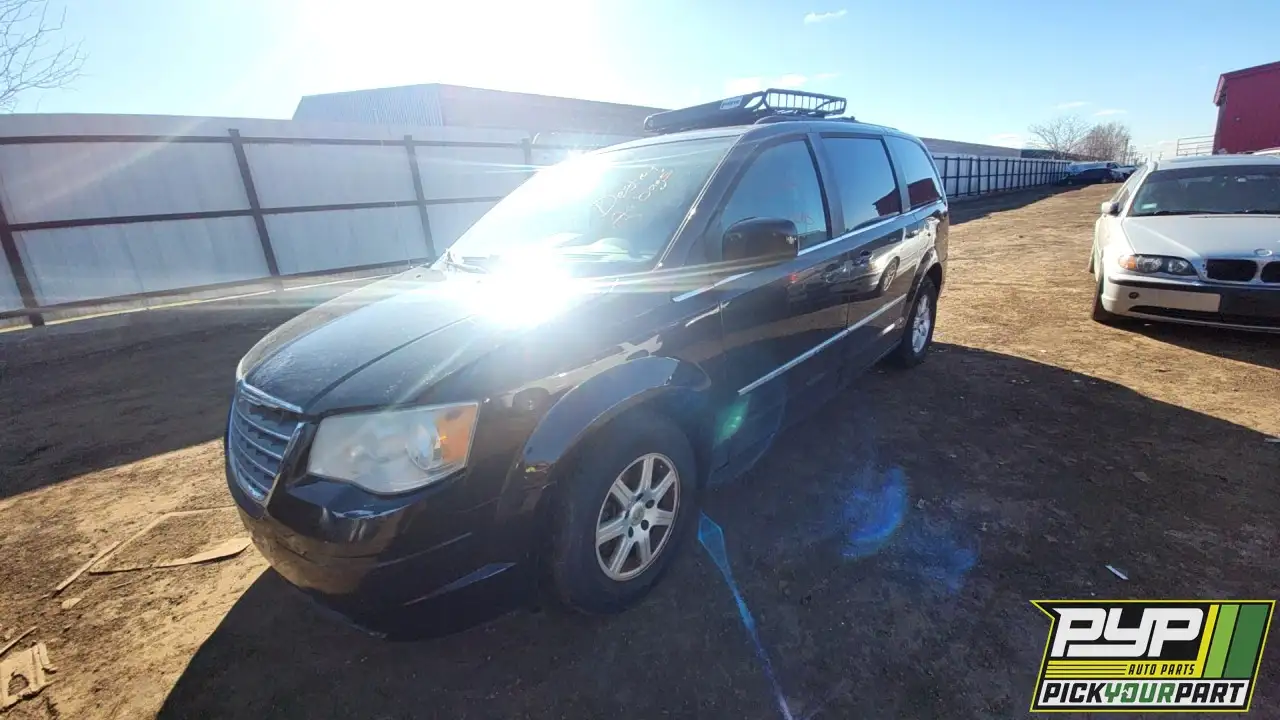 Photo of 2010 Chrysler Town & Country