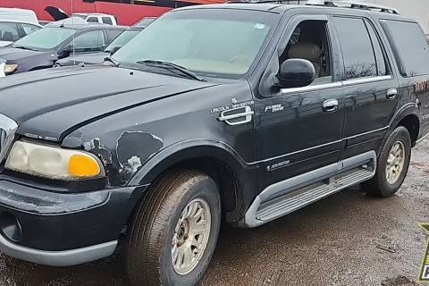 Photo of 1998 Lincoln Navigator