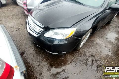 Photo of 2014 Chrysler 200