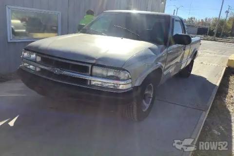 Photo of 2002 Chevrolet S10 Pickup