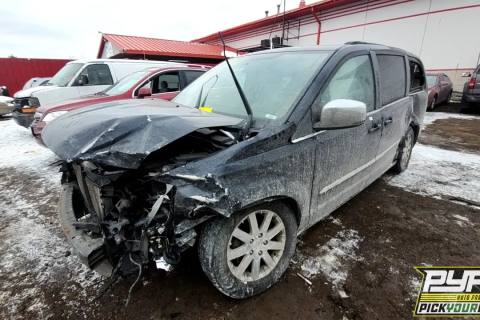 Photo of 2011 Chrysler Town & Country