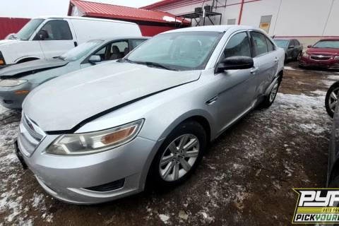 Photo of 2011 Ford Taurus