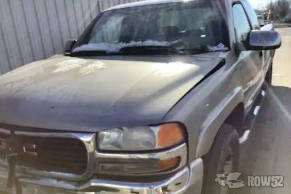 Photo of 2000 GMC Sierra 2500
