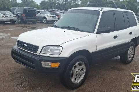 Photo of 1998 Toyota Rav4