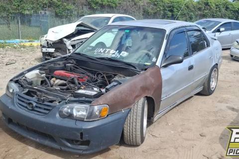 Photo of 1999 Toyota Corolla