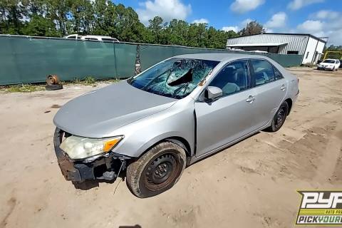 Photo of 2014 Toyota Camry