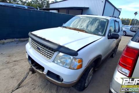 Photo of 2003 Ford Explorer