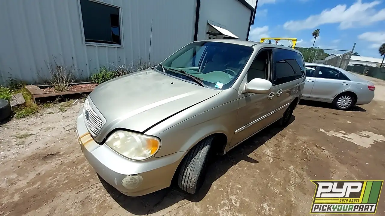 Photo of 2005 Kia Sedona